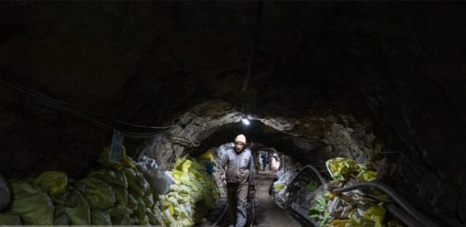 سخنگوی دانشگاه علوم پزشکی استان سمنان اسامی هفت قربانی حادثه معدن مهماندویه دامغان را اعلام کرد