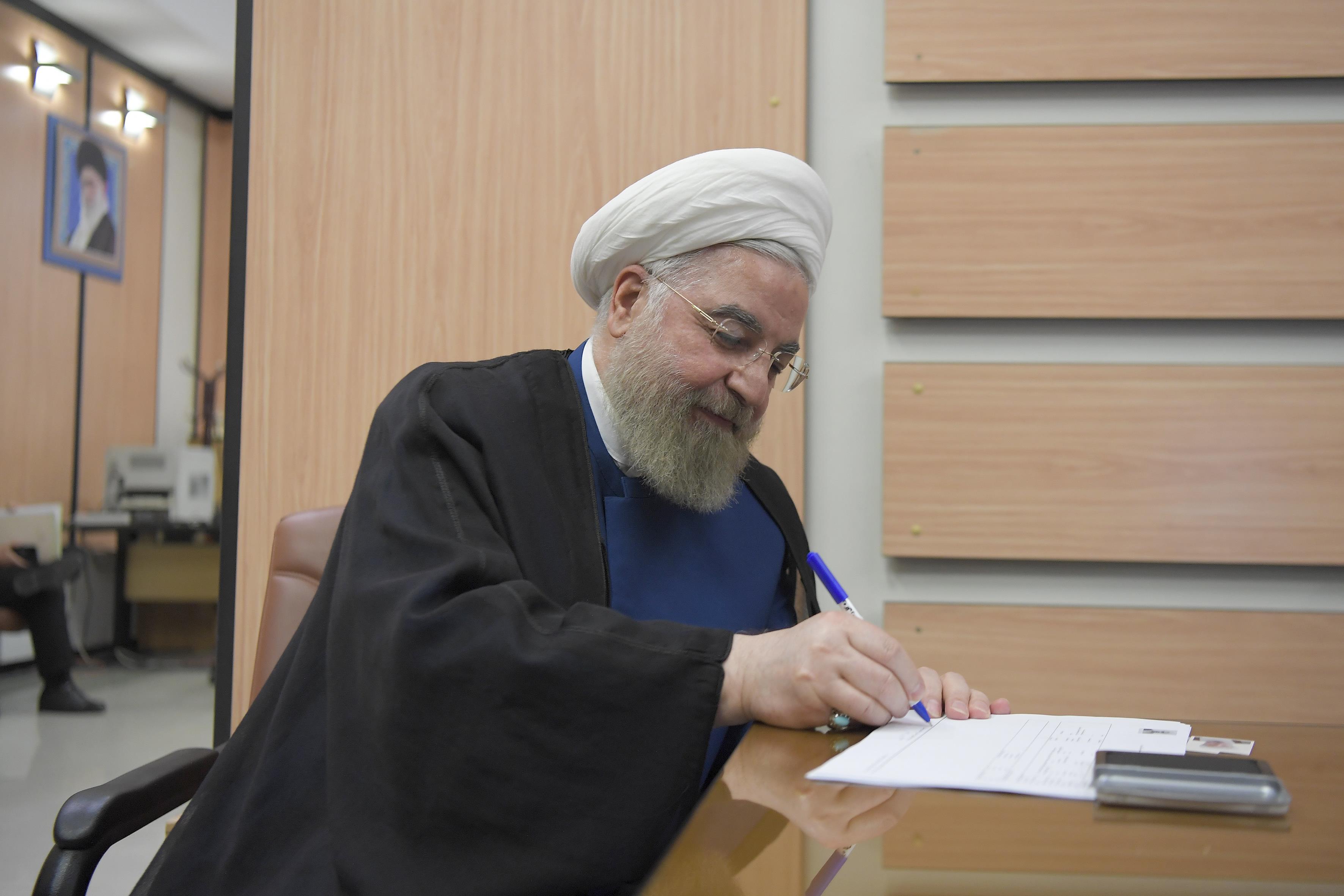 دفتر روحانی اطلاعیه‌ صادر کرد؛ موارد ردصلاحیت در انتخابات خبرگان را اعلام می‌کنیم