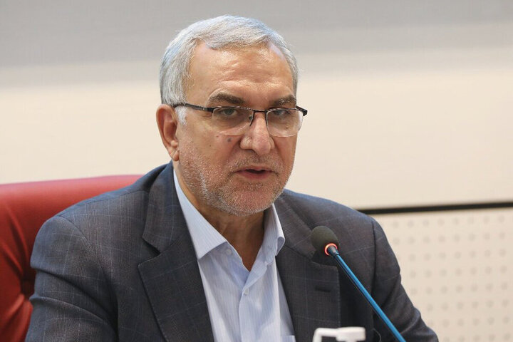 وزیر بهداشت: امیدوارم بتوانیم حقوق دستیاران پزشکی را به ۲۰ میلیون برسانیم