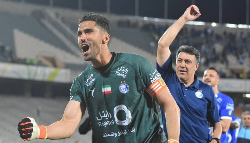 سبقت دروازه‌بان استقلال از ملی‌پوش پرسپولیس