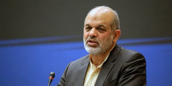 بررسی میدانی آخرین وضعیت سیلاب توسط وزیر کشور در مشهد