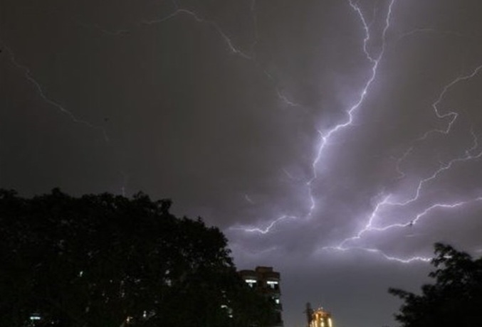 ۸۶ مصدوم در پی وقوع حوداث جوی/ مرگ ۹ نفر براثر طوفان و صاعقه