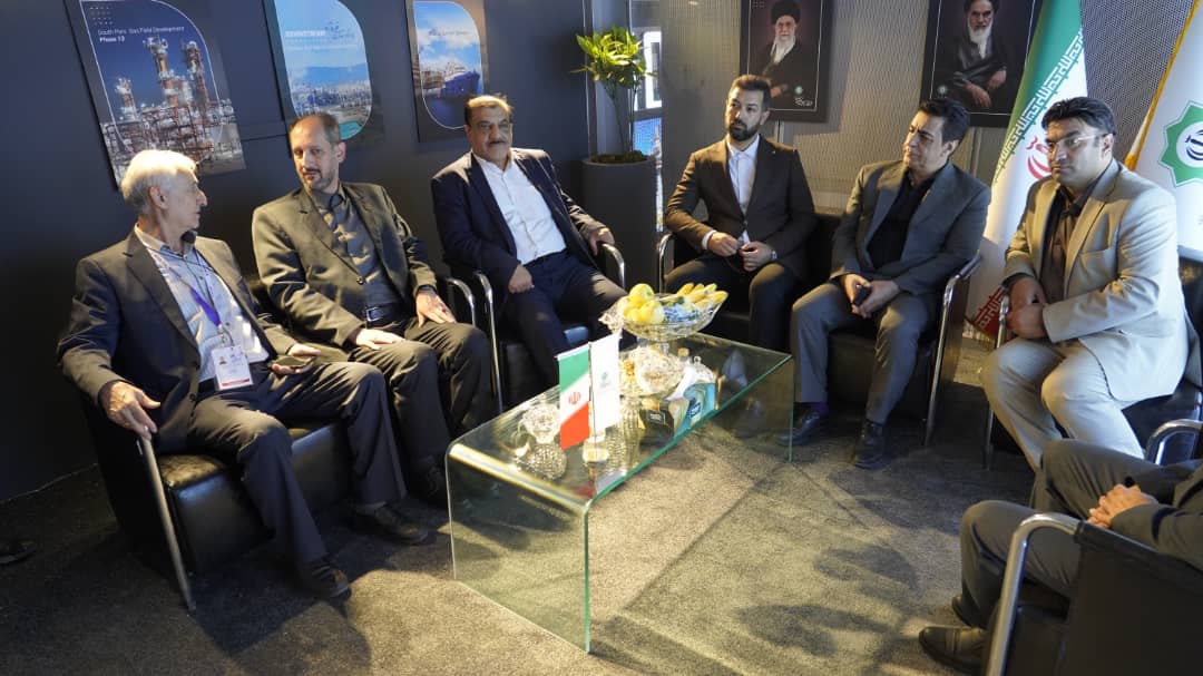 بازدید دکتر بهنام اسماعیلی از نمایشگاه ایران‌اویل ۱۴۰۴ و تأکید بر توانمندی‌های داخلی در شرایط تحریم