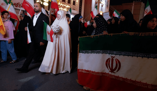 برگزاری جشن ازدواج ۱۰۰۰ زوج جان‌فدا در تهران