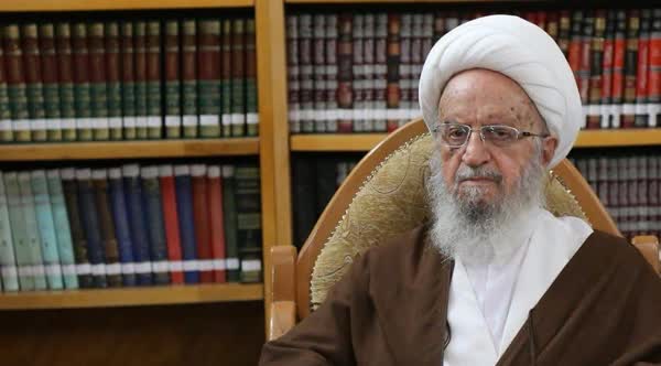آیت‌الله مکارم شیرازی: تعطیلی شنبه‌ها تضعیف فرهنگ اسلامی است
