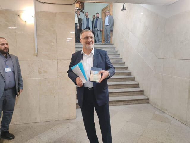 علیرضا زاکانی داوطلب نامزدی انتخابات ریاستجمهوری شد