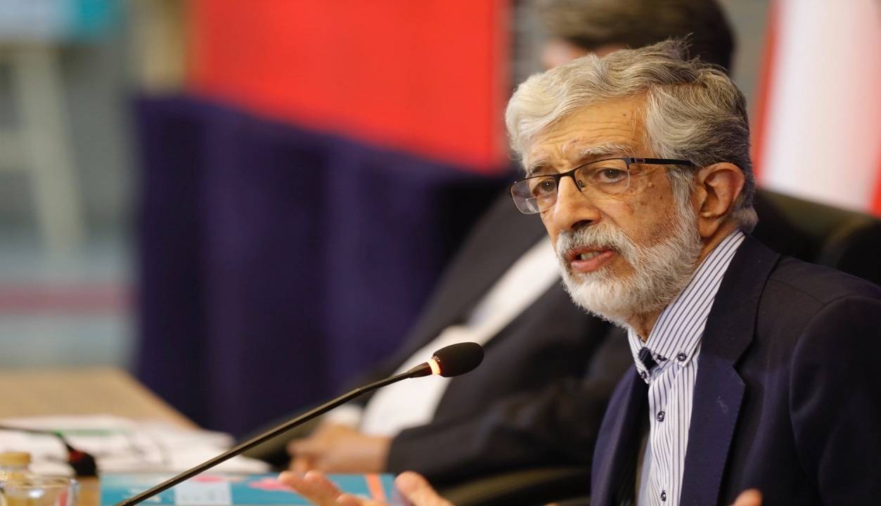 حداد عادل: تهمت و بی اخلاقی از جانب نامزد‌ها باعث منفور شدنشان می‌شود