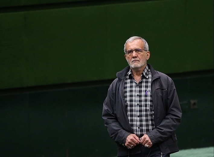 ادعای بیگدلی: پزشکیان تایید صلاحیت شد