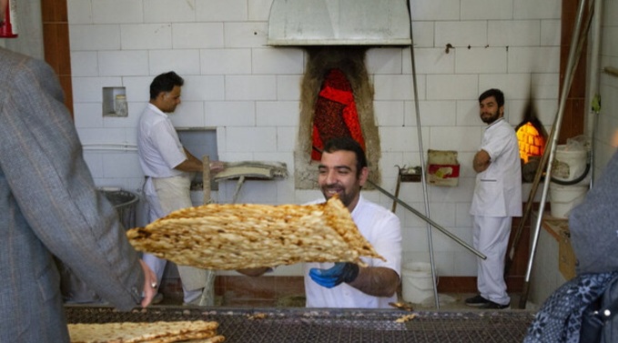 از حقوق روزانه ۵ میلیون تومانی کارگران نانوایی تا سنگک ۲۵ هزار تومانی