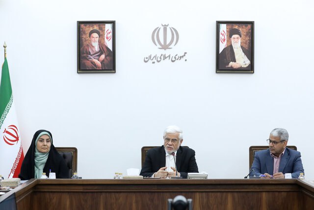 عارف: توسعه طرحهای کریدوری منافع بزرگی برای کشور دارد