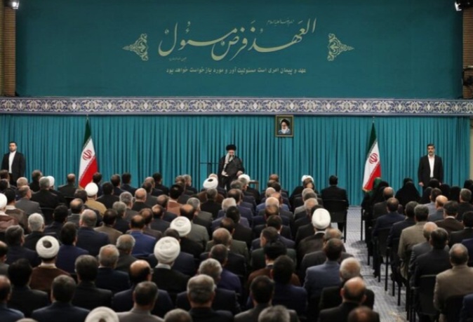 دیدار نمایندگان مجلس با رهبر انقلاب