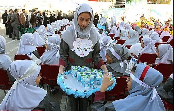 توزیع سراسری شیر در مدارس به کجا رسید؟/ جبران وقفه یک‌ماهه با افزایش نوبت‌های توزیع