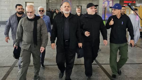 وزیر کشور: زائران اربعین در کمترین زمان به عراق وارد می‌شوند