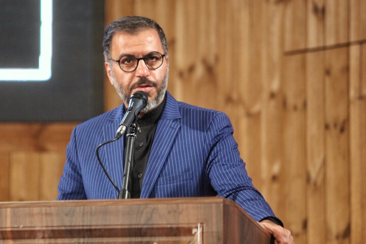 خونخواهی رهبر شهید خیزشی جهانی است؛ خونی که انقلاب را بیمه کرد