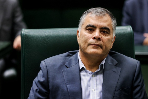 وزیر نفت ساعاتی پیش از انبار نفت ری بازدید کرد