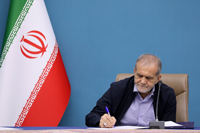 دکتر پزشکیان فرا رسیدن سالگرد استقلال پاکستان را تبریک گفت