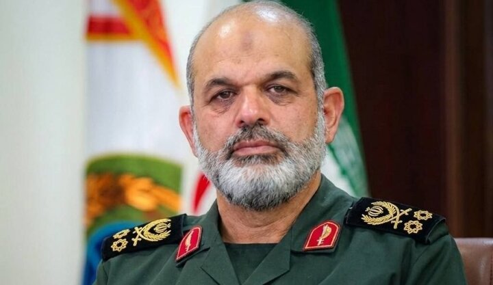  سرلشکر وحیدی: رزمندگان اسلام مسلح‌ترین ارتش تاریخ جهان را به زانو در آوردند