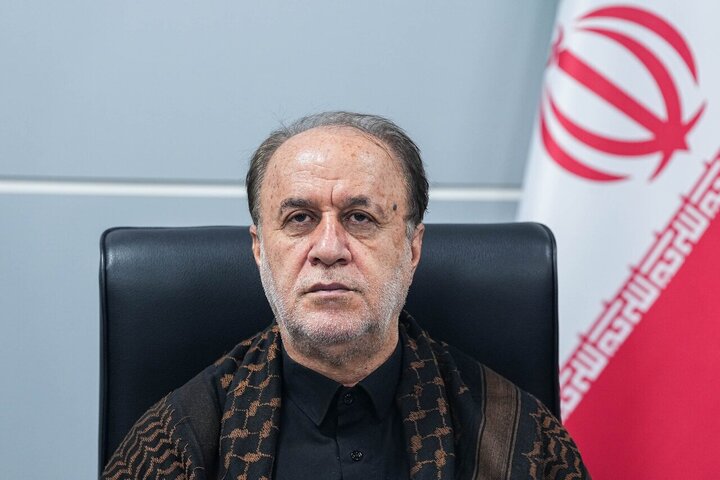 حاجی‌بابایی:به‌صلاح نیست درباره بنزین گامی برداشته شود که بتواند وضعیت جامعه را به‌هم بزند