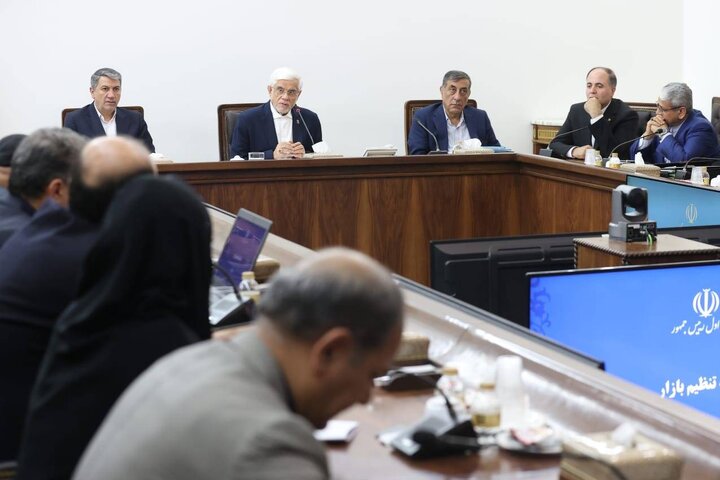 عارف: ایران در حوزه بین‌الملل، قانون‌گراست اما از حقوق خود کوتاه نمی‌آید