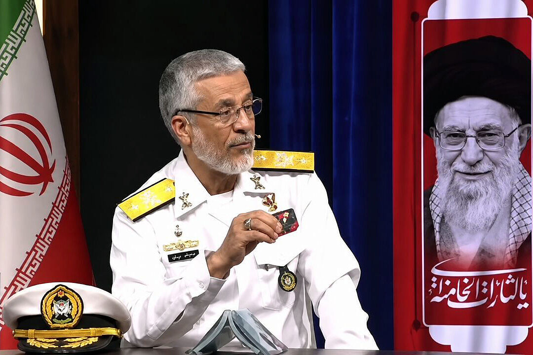  دریادار سیاری: دولت با تمام توان در کنار نیروهای مسلح ایستاده است