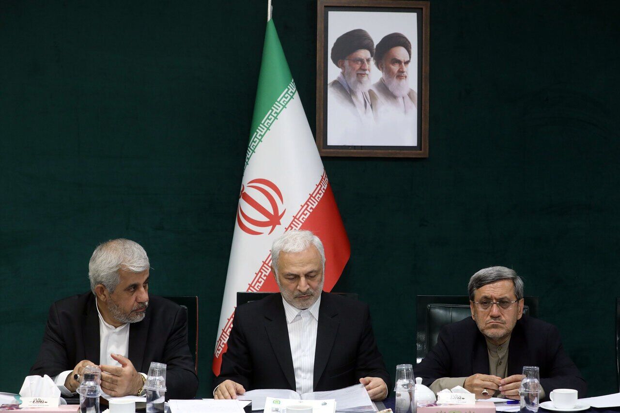  قشقاوی: مسوولان وزارت اطلاعات به کمیسیون امنیت ملی مجلس گزارش دادند