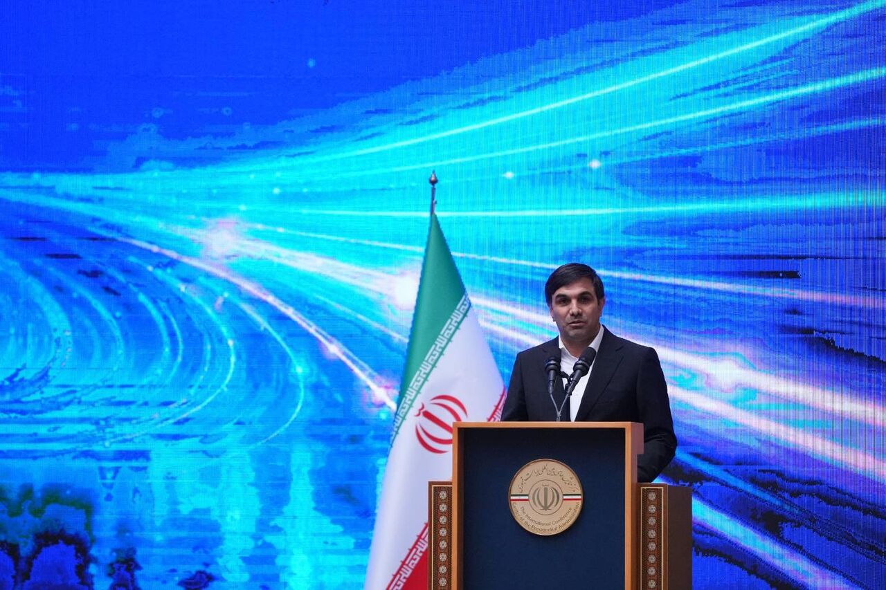  رییس سازمان فناوری اطلاعات ایران: کارت زرد مجلس، فرصتی برای رفع کاستی‌هاست
