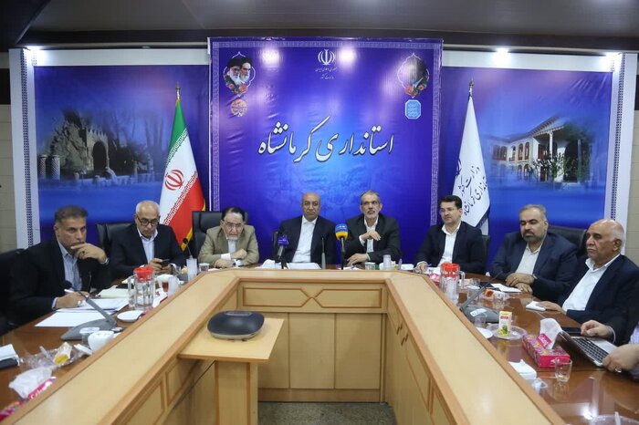 رییس ستاد اقتصادی ایران و عراق: رفع موانع رونق تجارت کرمانشاه را با جدیت دنبال میکنیم