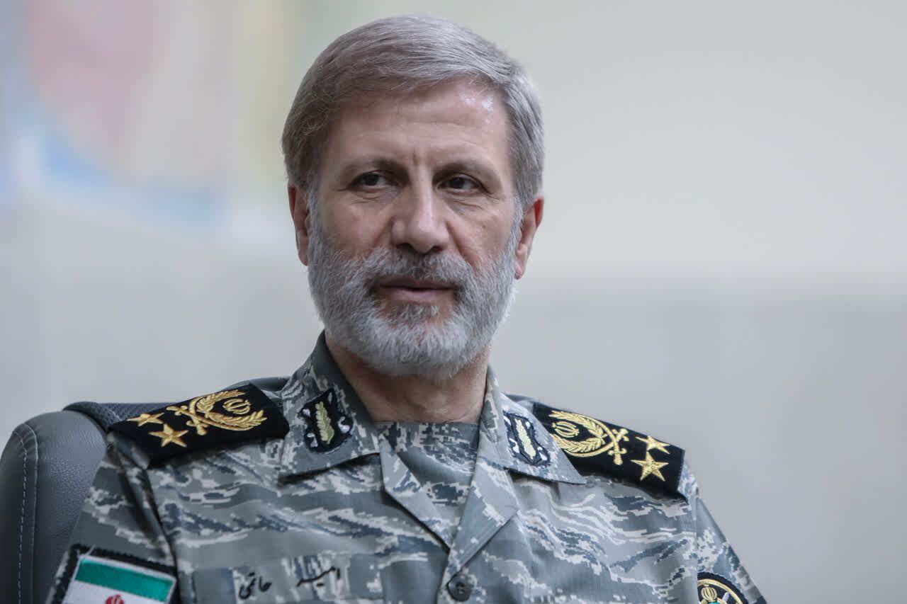  سرلشکر حاتمی: بر سر منافع ملی‌مان معامله نخواهیم کرد