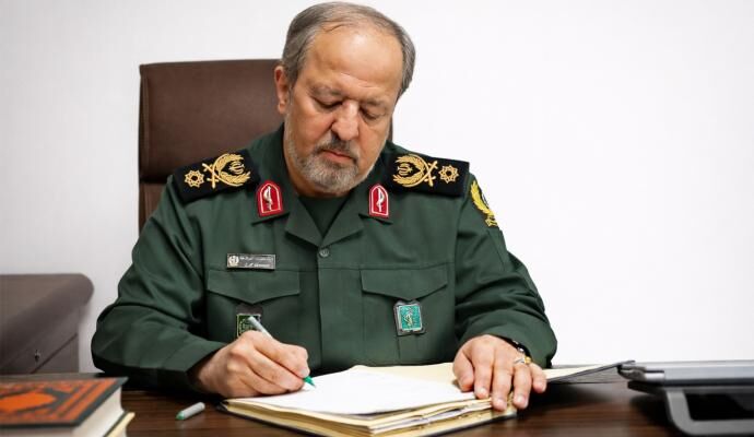  میراث دفاع مقدس در قالب خودکفایی، توانمندی‌های علمی، فناورانه و دفاعی بومی تداوم یافته است