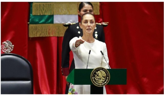 اولین رئیس جمهور زن مکزیک سوگند خورد