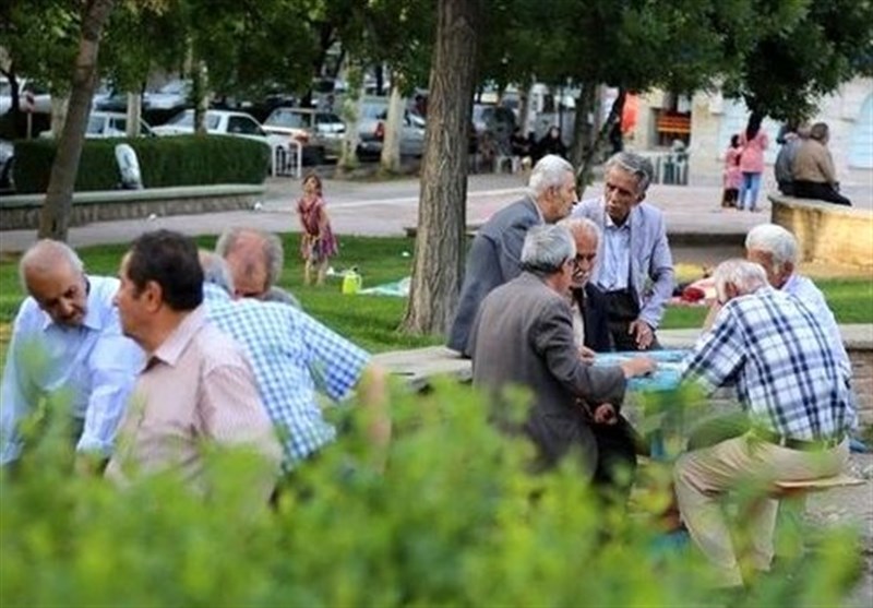 عیدی بازنشستگان تامین اجتماعی چه زمانی پرداخت می‌شود؟