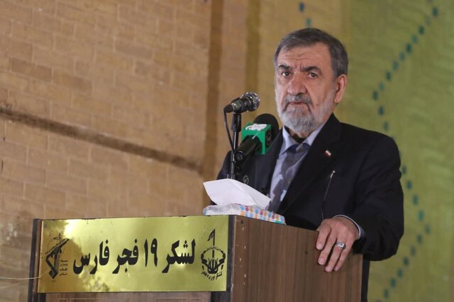 ایران به دنبال جنگ نیست / فتنهها را خنثی میکنیم