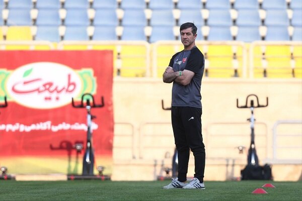 کریم باقری: ۲۰ دقیقه اول سردرگم بودیم؛ هواداران پرسپولیس کم حوصله هستند!