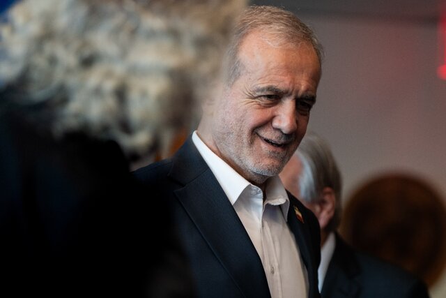 پزشکیان: ایران آماده ارتقای همکاری‌های دوجانبه با ساحل عاج است