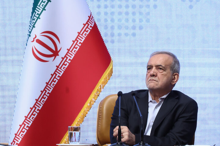 پزشکیان: اگر خودمان، خود را تحریم نکنیم دشمن نمی‌تواند حذف‌مان کند