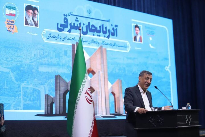 قائمپناه: در مقابل دشمن از کشور دفاع و برای تأمین منافع ملی مذاکره میکنیم