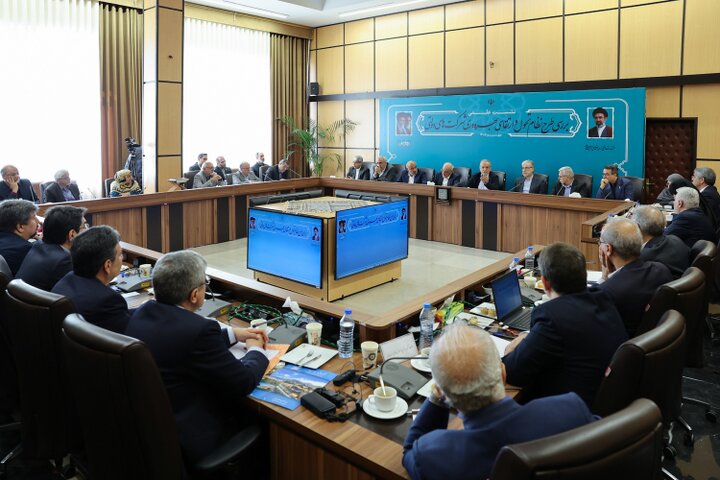 پزشکیان: دانشگاه‌ها می‌توانند وابستگی مالی به دولت را کاهش دهند