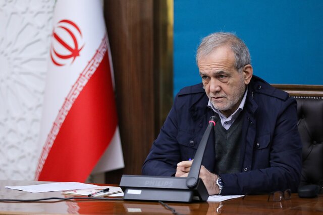 پزشکیان: مدیریت ناترازی انرژی، تا تحقق کامل اهداف در حوزه انرژیهای نو، اجتنابناپذیر است