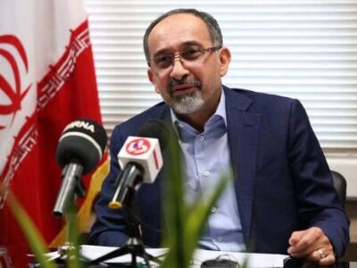 دکتر محمد رضا جعفریان سرپرست مرکز پزشکی آموزشی و درمانی شهید مصطفی خمینی: وصول مطالبات معوق از سازمانهای بیمه گر برای ارتقاءخدمات به جامعه ایثار گران ضروری است