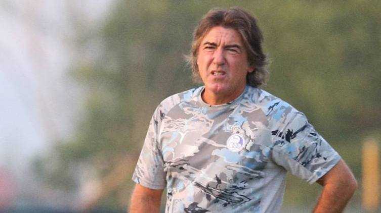 ساپینتو: نمی‌توانم از این پیروزی خوشحال باشم/ به حریف اعتماد به نفس دادیم