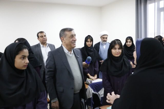 معاون رئیس جمهور: عدالت آموزشی و هوشمندسازی مدارس از اولویت‌های دولت چهاردهم است