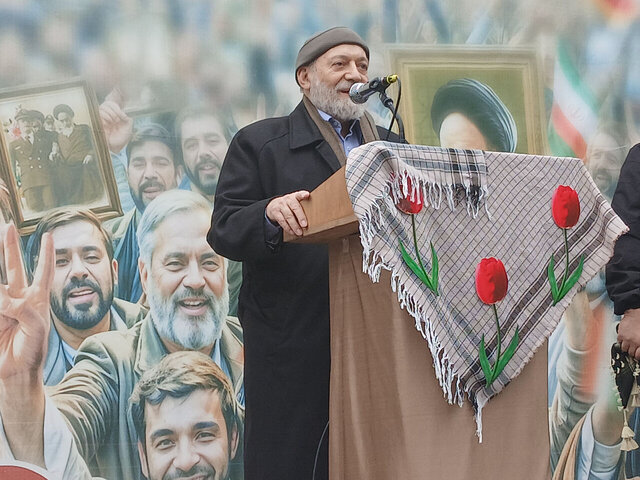 لاریجانی: پیشرفت ایران در گرو قطع وابستگی به بیگانگان است