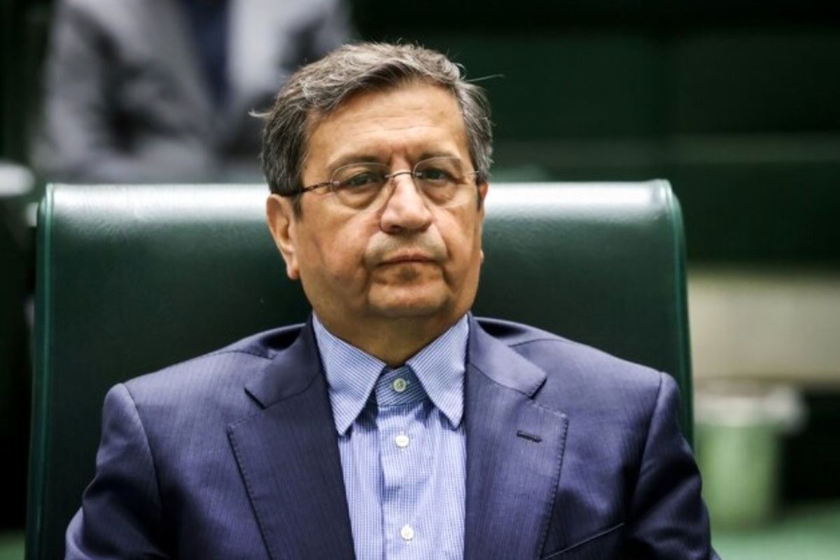 همتی: به خوبی بر اقتصاد کشور مسلطم/جلوی تورم را خواهیم گرفت/پشت سر بورس هستم